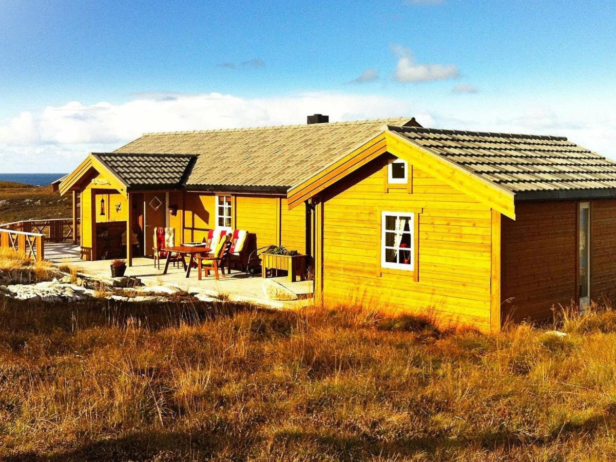 Three-Bedroom Holiday Home In Dyrvik Tuvnes Zewnętrze zdjęcie